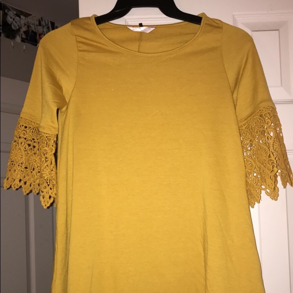 yellow dress with lace sleeves